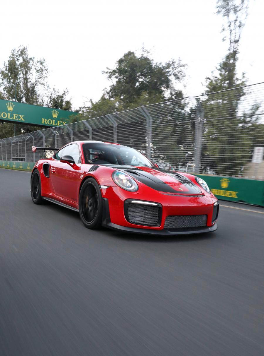  Porsche 911 GT2 RS (991) 2018 года  (AU) (фото 26 из 38)